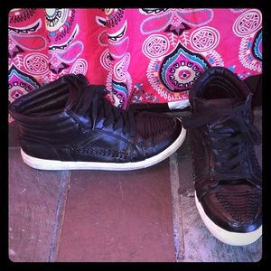Vintage black leather sneakers BARELY WORN
